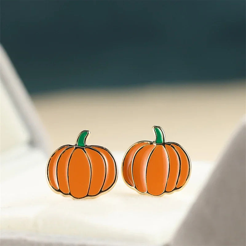 Chic Pumpkin Stud Earrings