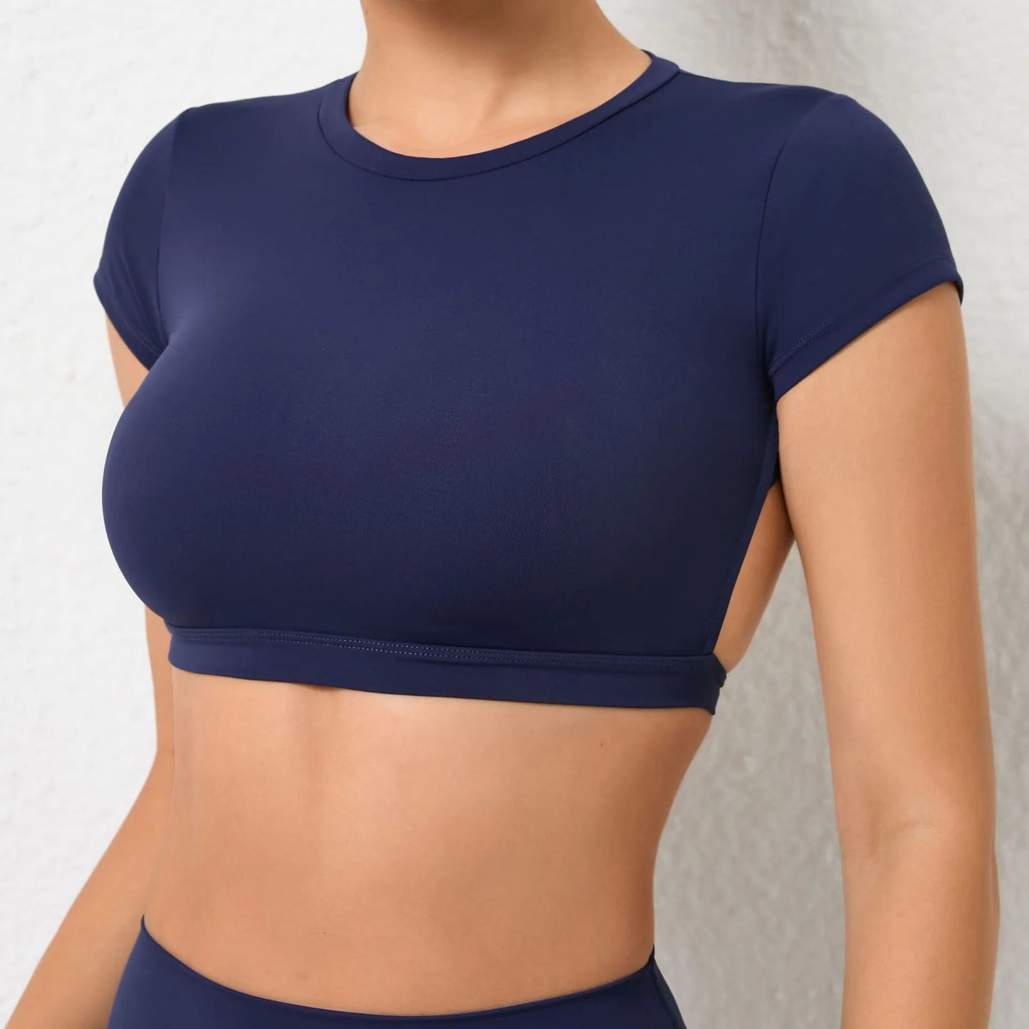 Breathable Backless Sports Crop Top