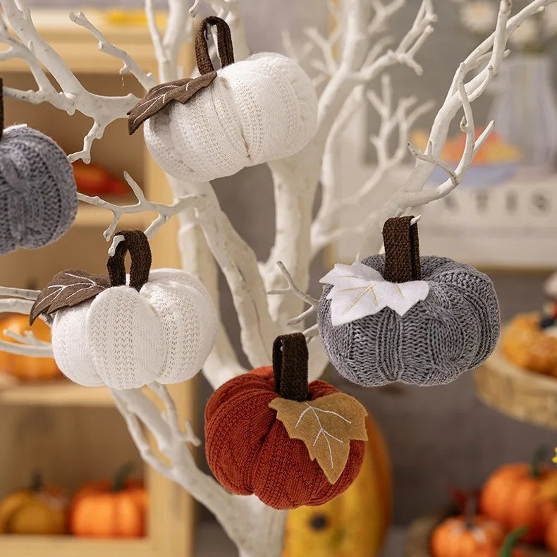 Knitted Maple Leaf Small Pumpkins