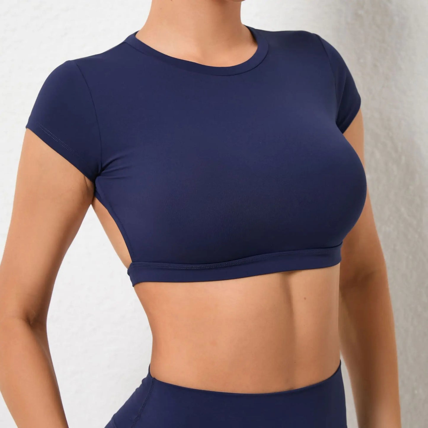 Breathable Backless Sports Crop Top