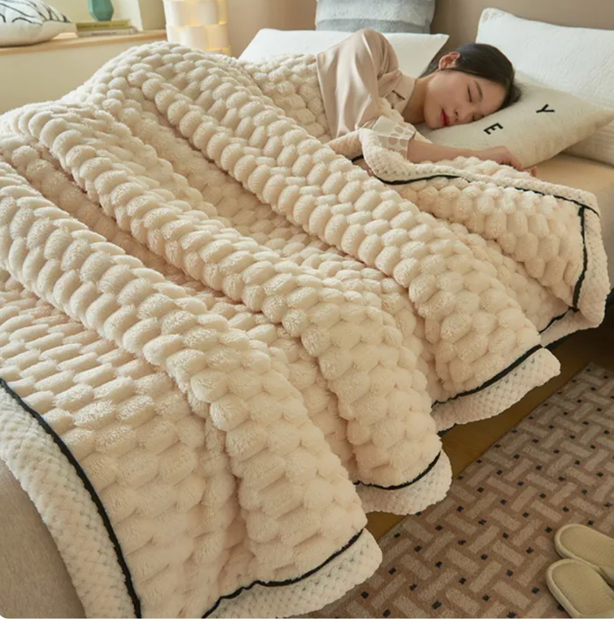 Turtle Velvet Autumn Winter Warm Sleeping Blanket